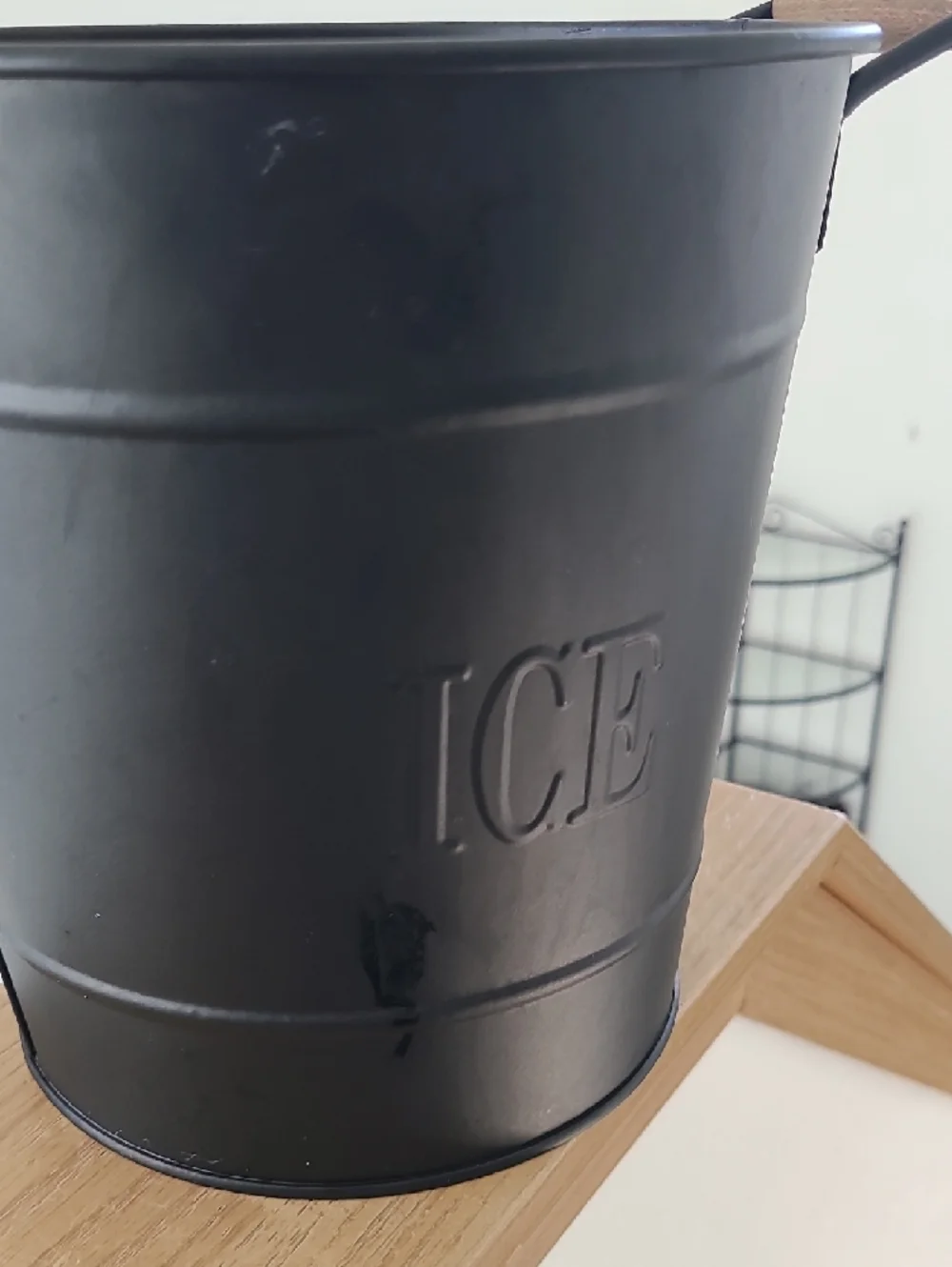 Black Metal Ice Bucket with Wooden Handle Accents Farmhouse